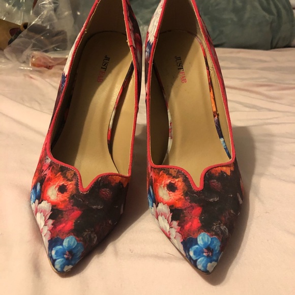 4” Floral pumps - Picture 2 of 4